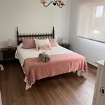 Casa Con Jardin A 200 Mts De La Playa Nyaraló