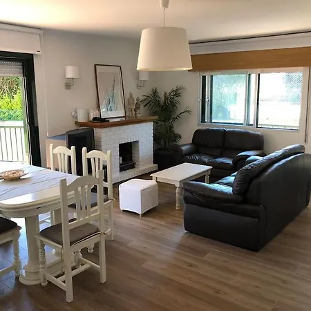 Holiday home Casa Con Jardin A 200 Mts De La Playa *