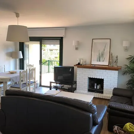 Casa Con Jardin A 200 Mts De La Playa Holiday home San Vicente do Mar
